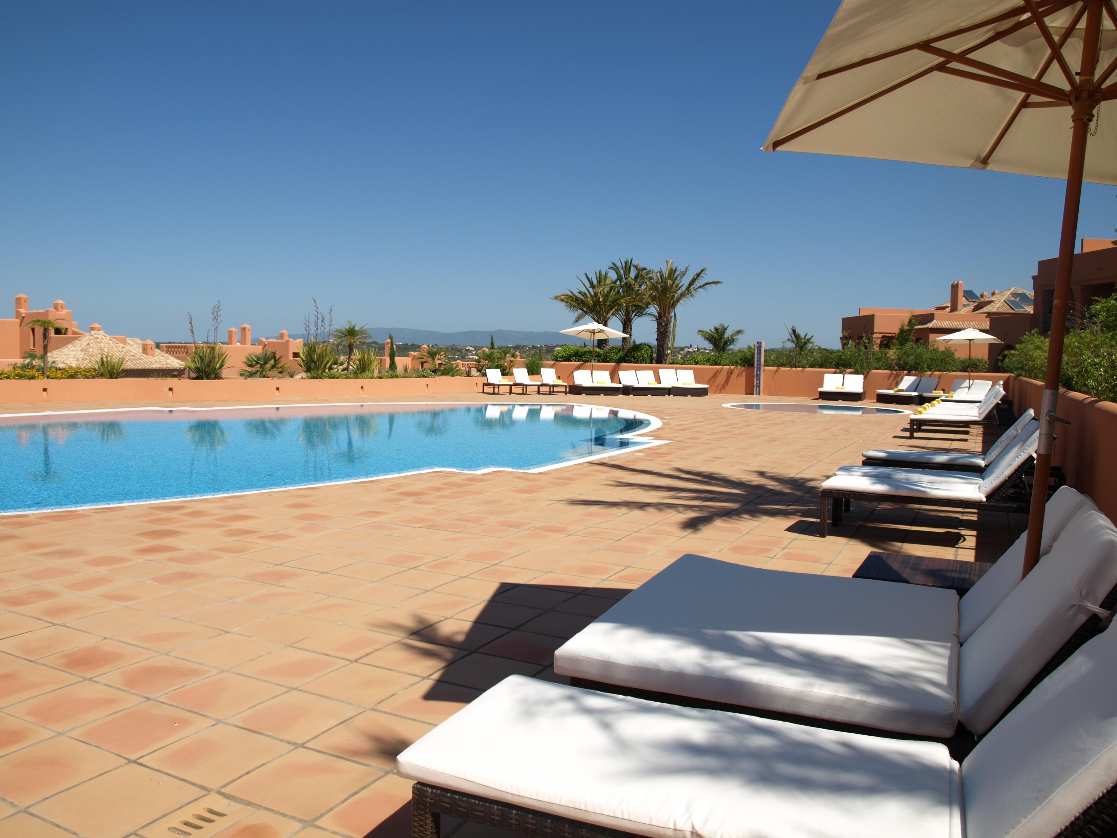 Amendoeira Golf Resort - Apartments And Villas シルヴェス エクステリア 写真